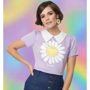 Smak Parlour Smiley Lavender Collared Crop Daisy Tee L 10-12 NWT